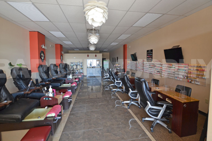 Suite D, Turnkey Spa Space