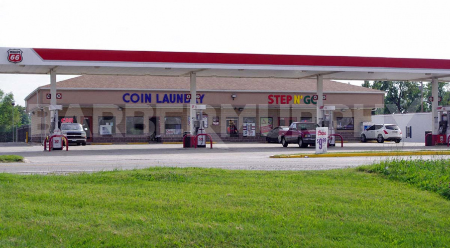 Image of Building with Restaurant / Retail space for Lease at I-270 / IL Route 3 Interchange in Granite City, IL (Metro East of St. Louis MSA)