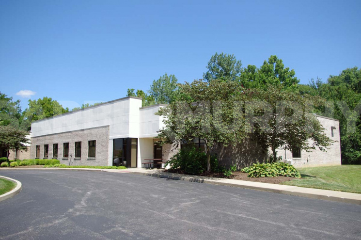 Exterior Image of Building in Medical Office Complex for Sale at 4000 N Illinois St., Swansea, IL